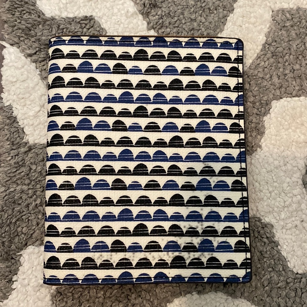 Fossil wallet